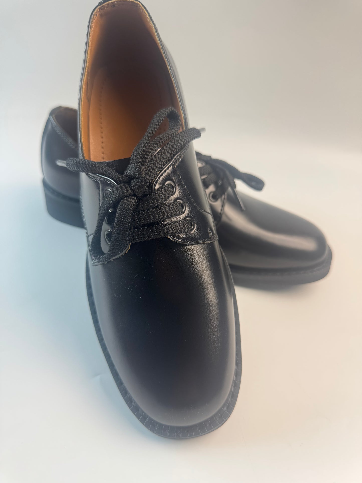 Formal ladies leather shoes