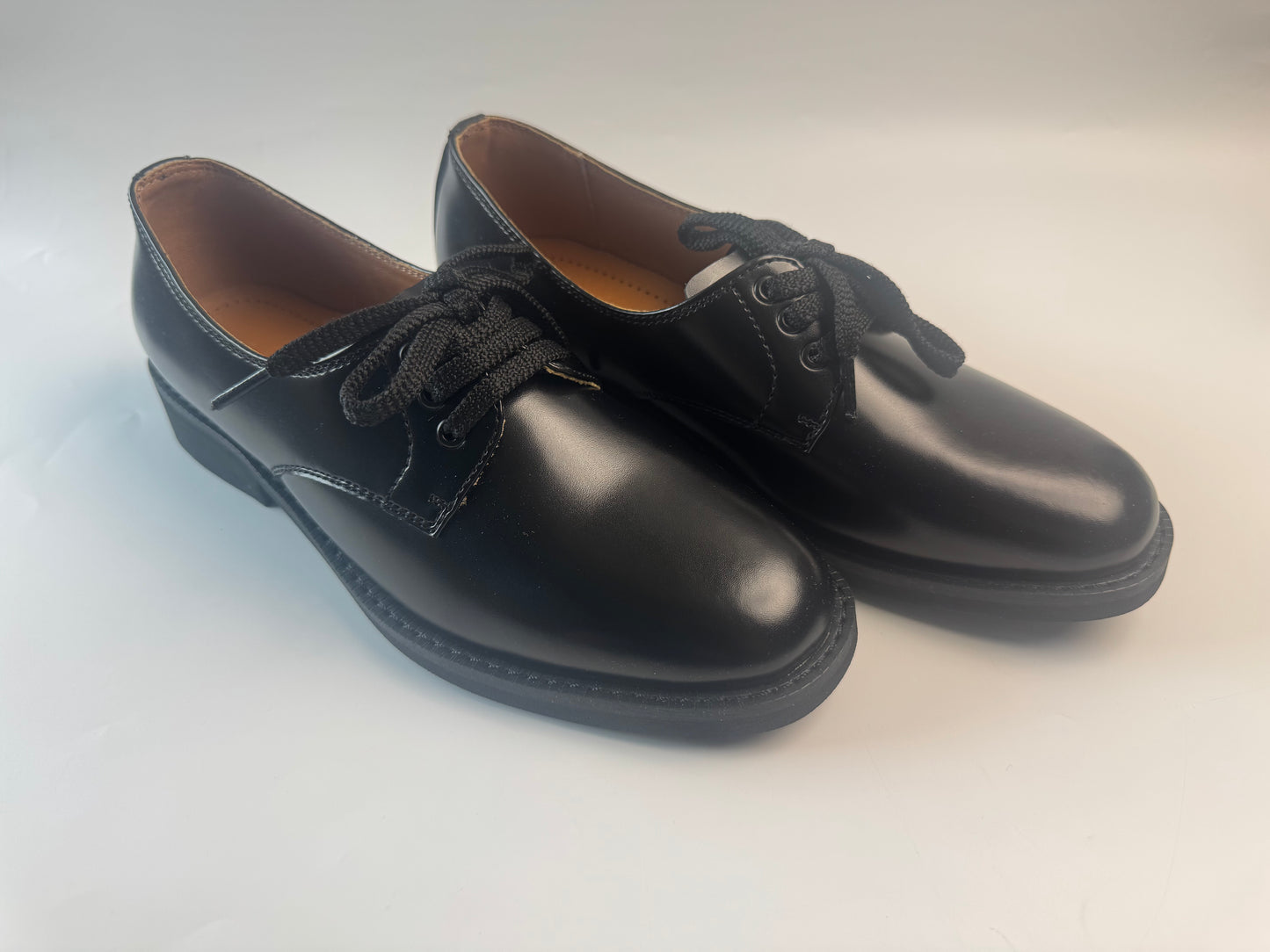 Formal ladies leather shoes