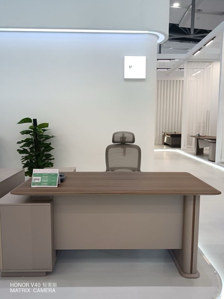 OFFICE DESK