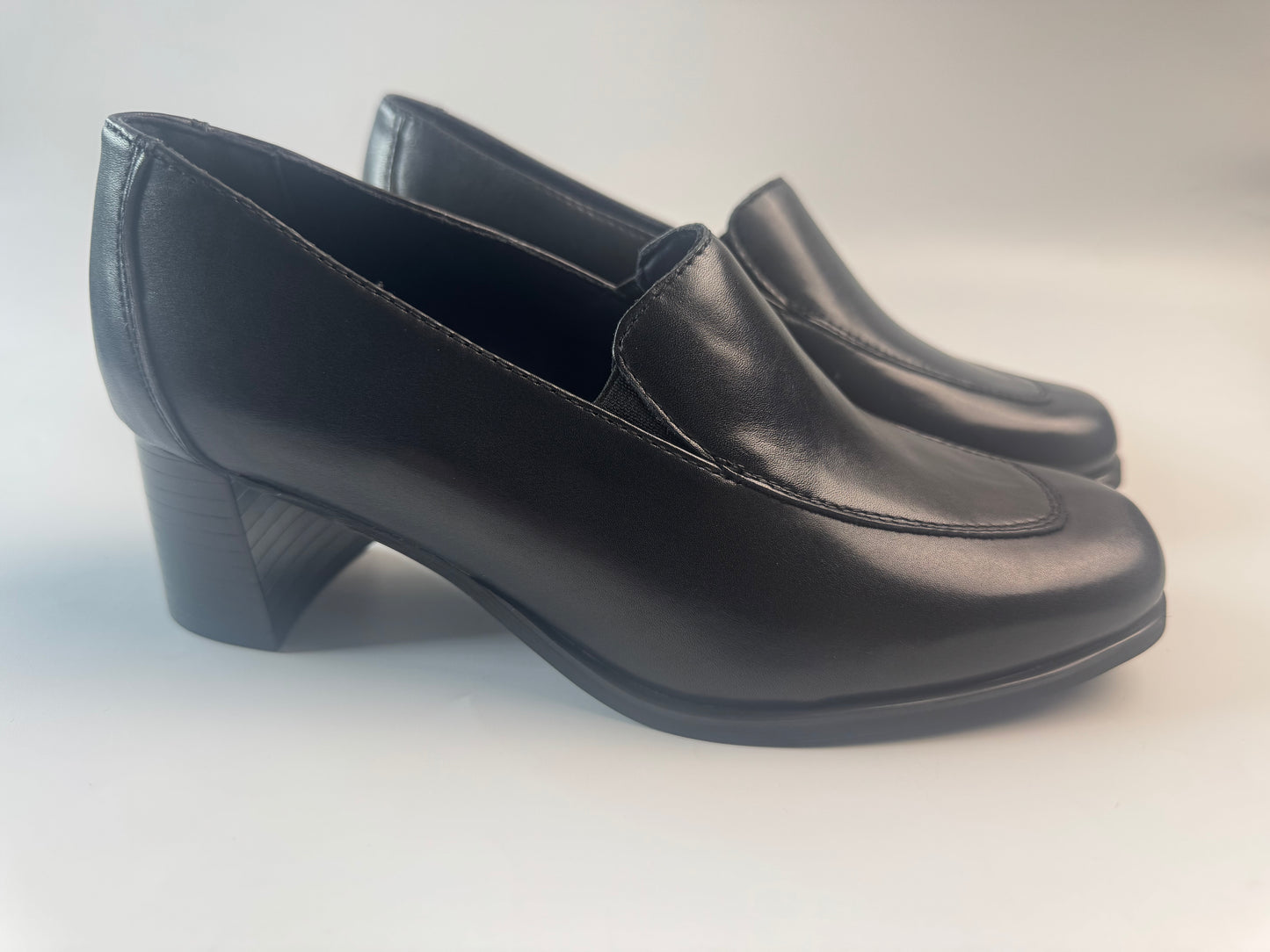 High heel ladies leather shoes