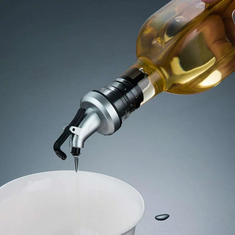 Glass sauce bottle (095000)
