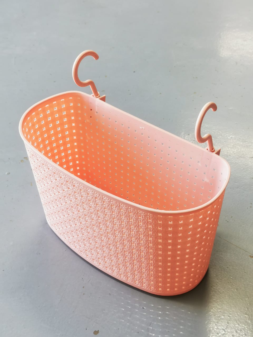 5483 plastic basket