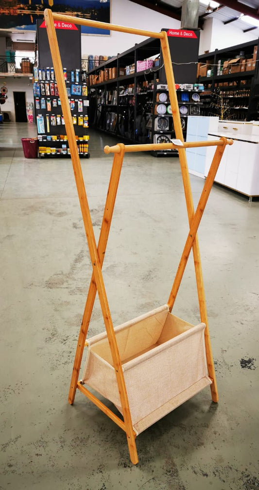 35678-4 cloth rack