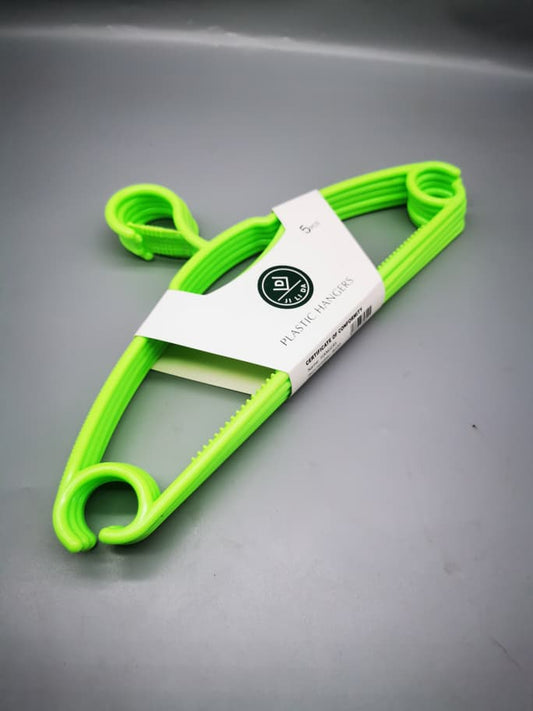 8220 hangers 5pcs