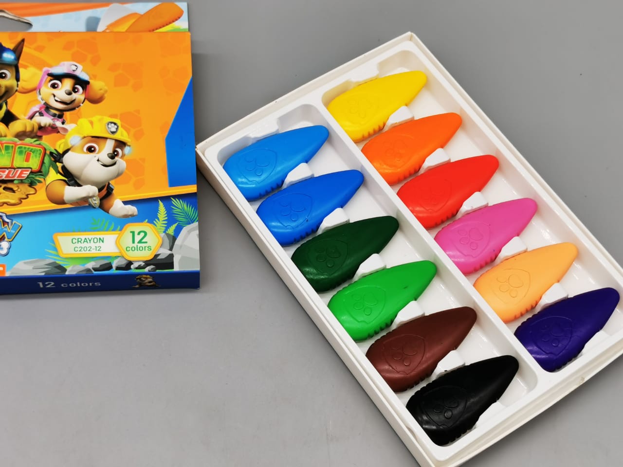 Deli crayon 12pcs c202-12