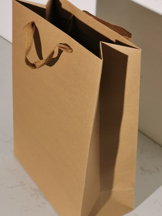 DN9001 GIFT BAG