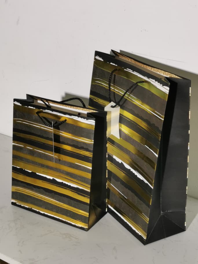 8777 GIFT BAG