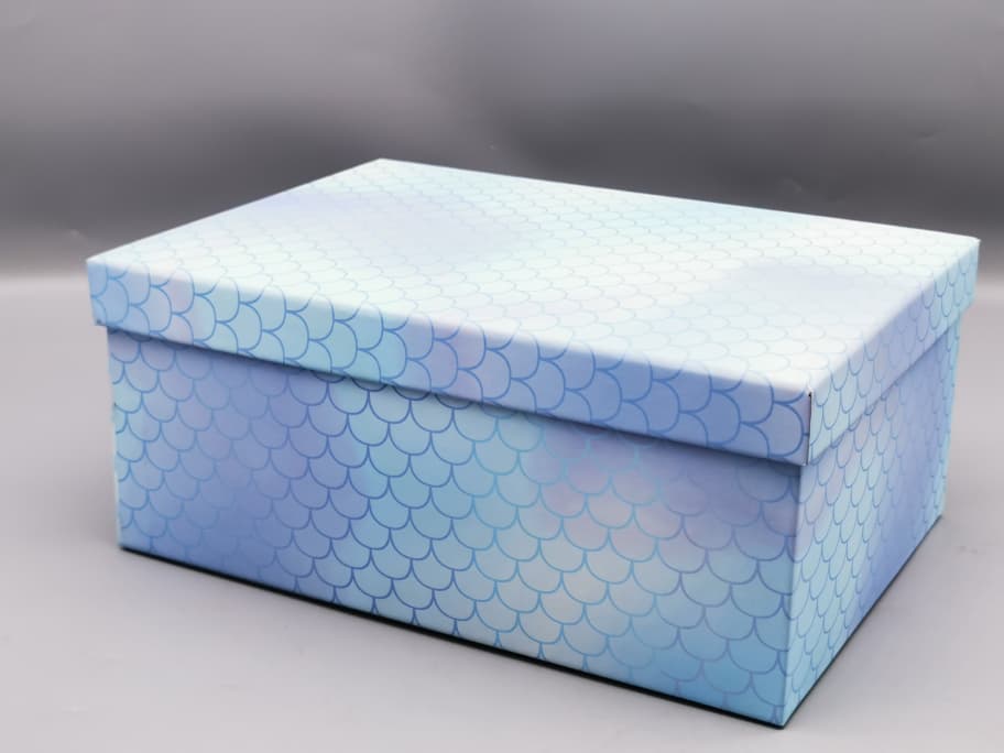 GIFT BOX