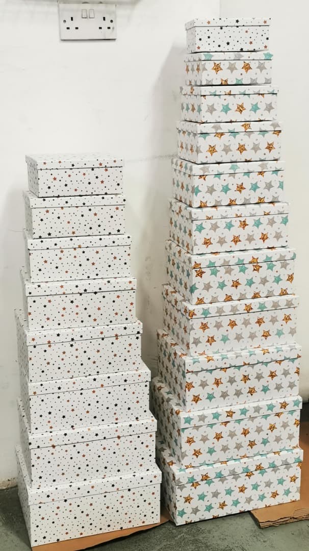 GIFT BOX
