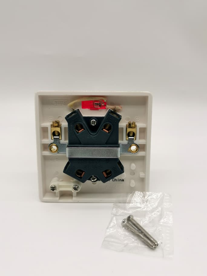 W324 1GANG 2POLE FLUSH SWITCH