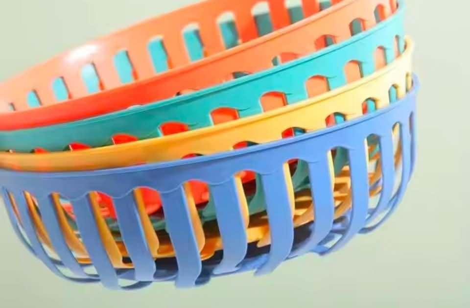 5326 plastic basket