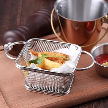 Double handle snack drainer
