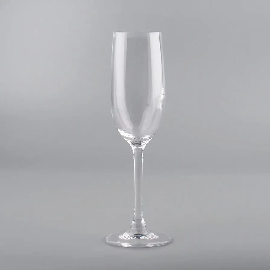 L17 champagne glass