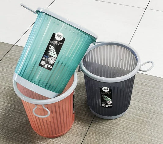 7096 plastic bin
