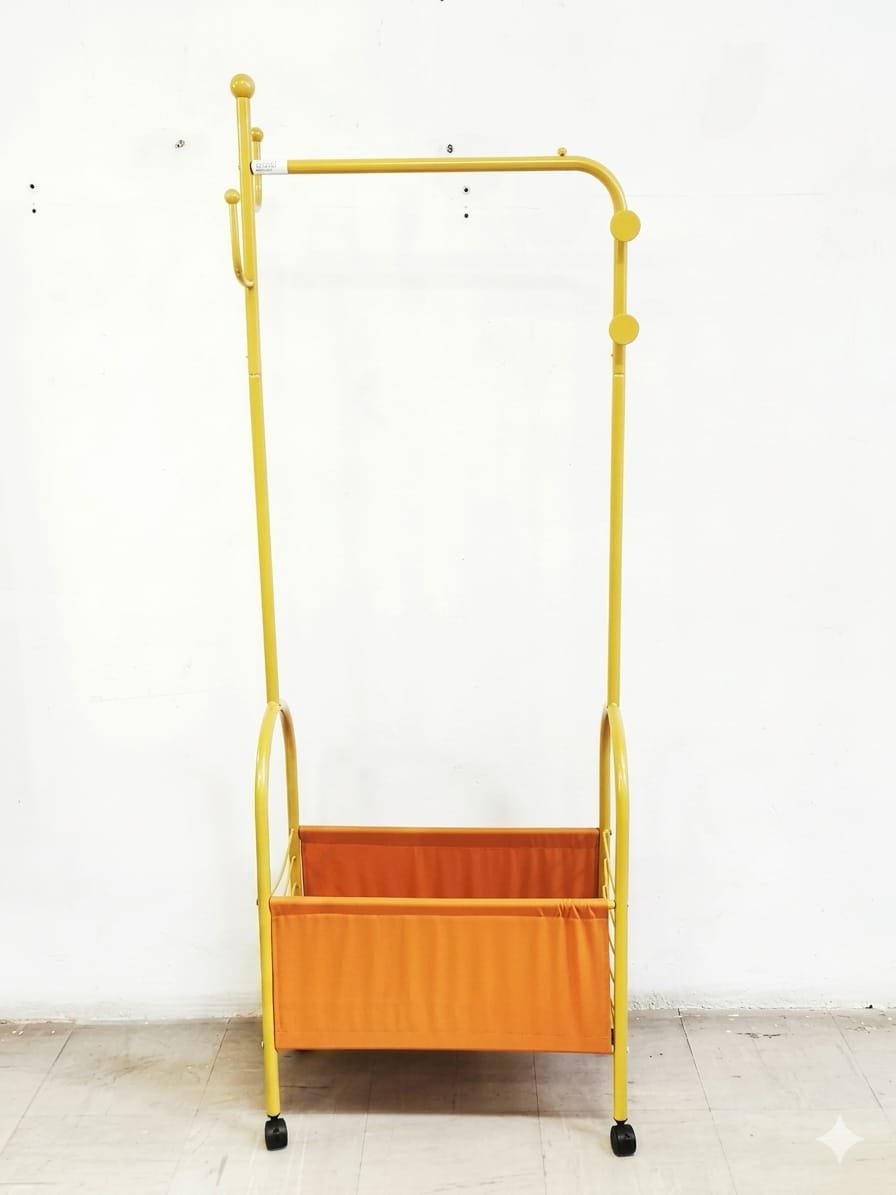 YM050-60 coat hanger