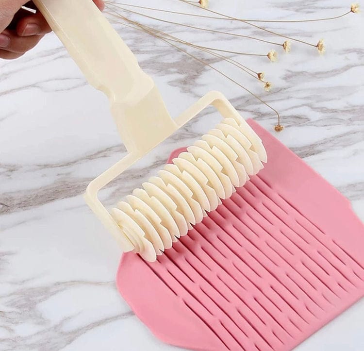 DH2347 NEEDLES ROLLING PIN