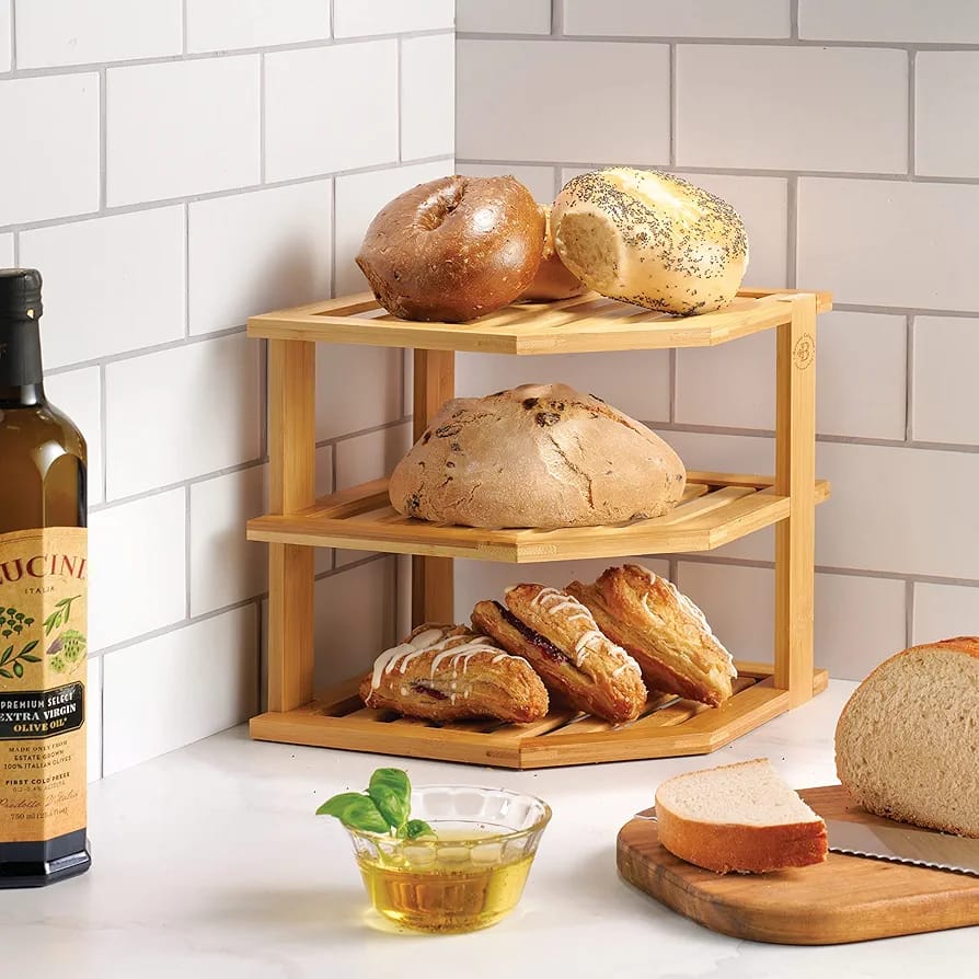 JJL202408-11 CORNER STORAGE