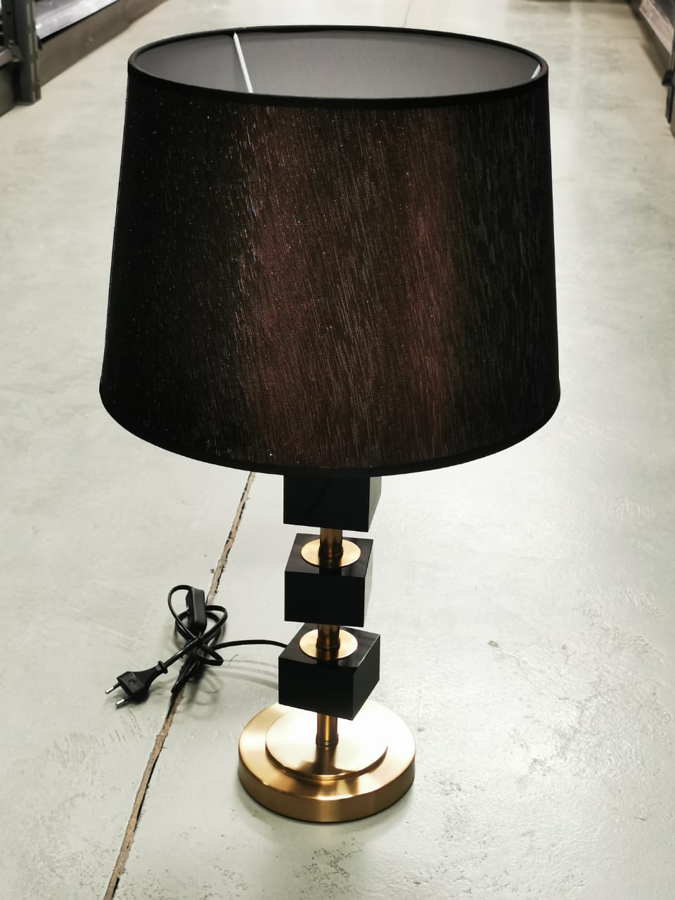 MK673-2 side lamp